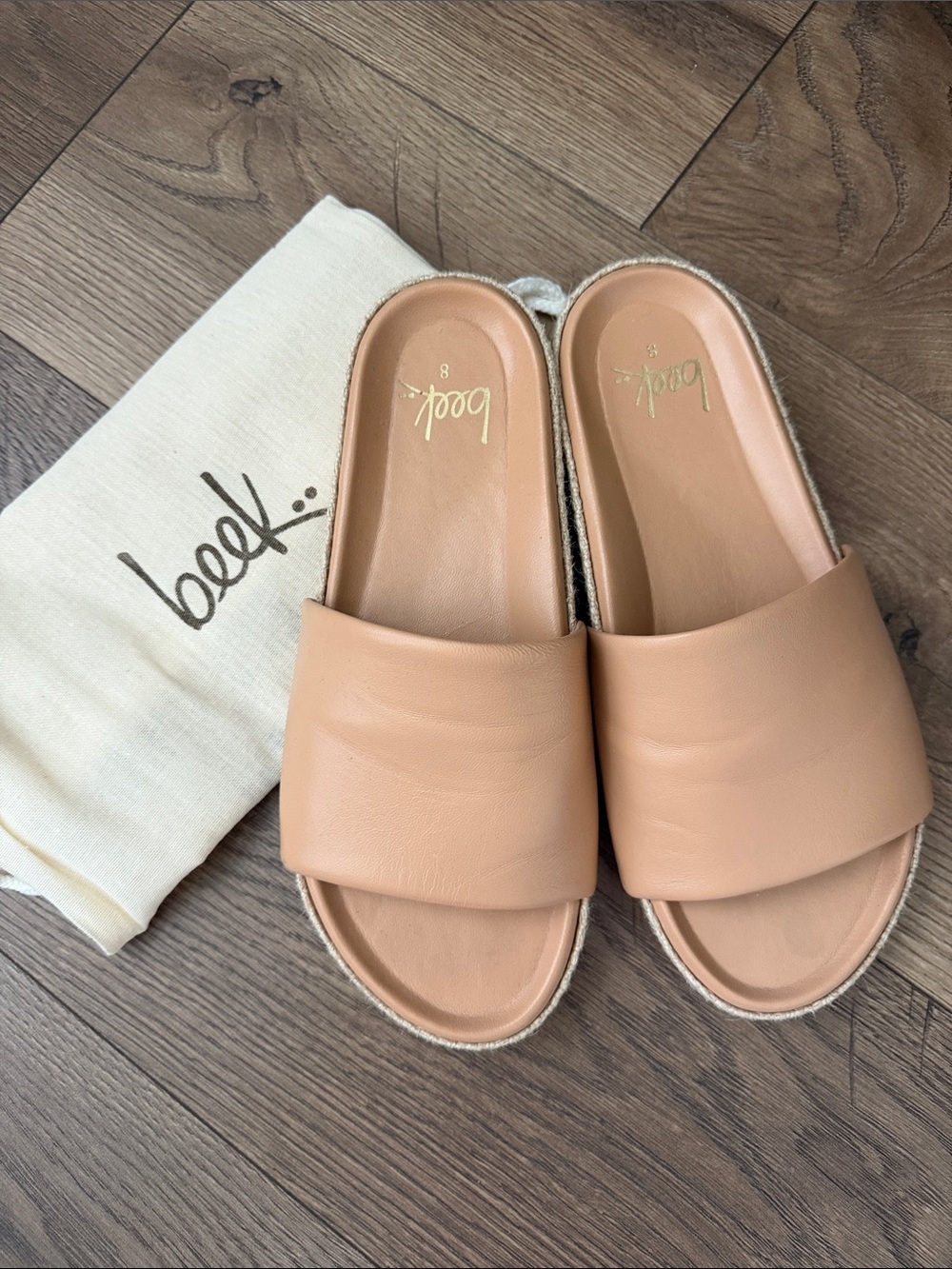 beek Women’s Leather Slide Sandals in Light Tan